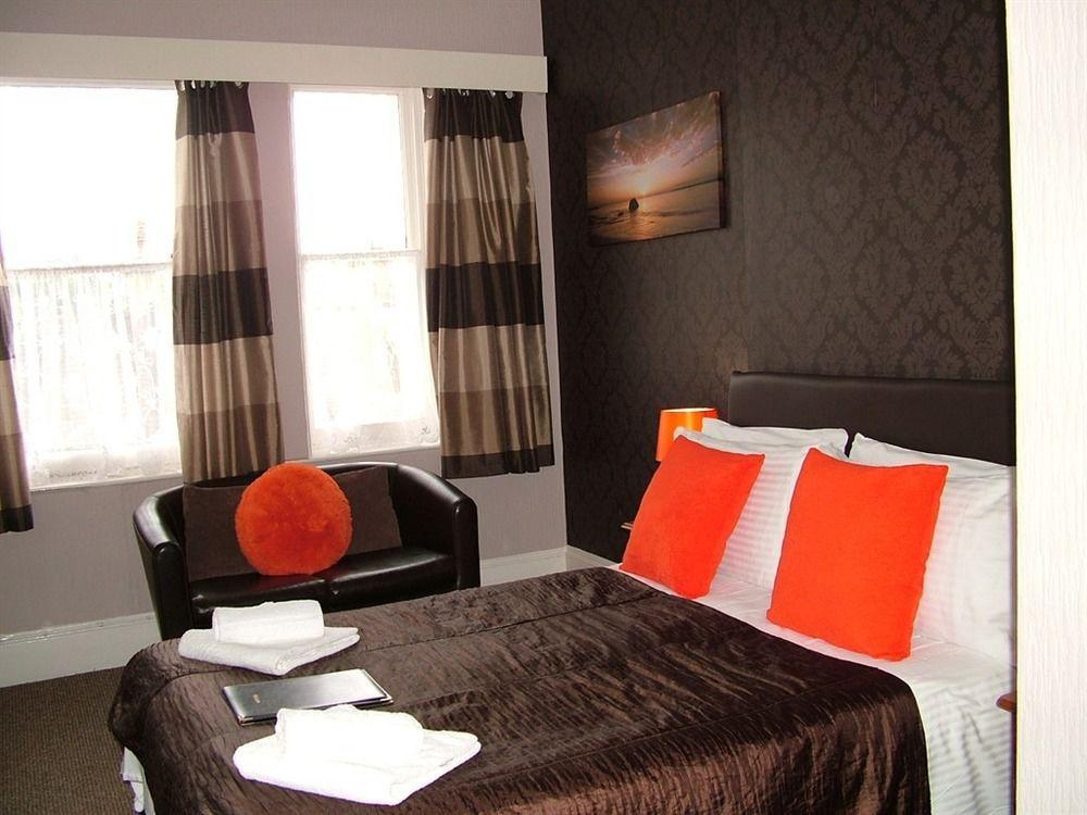 The Chesterfield, (adults Only) Torquay